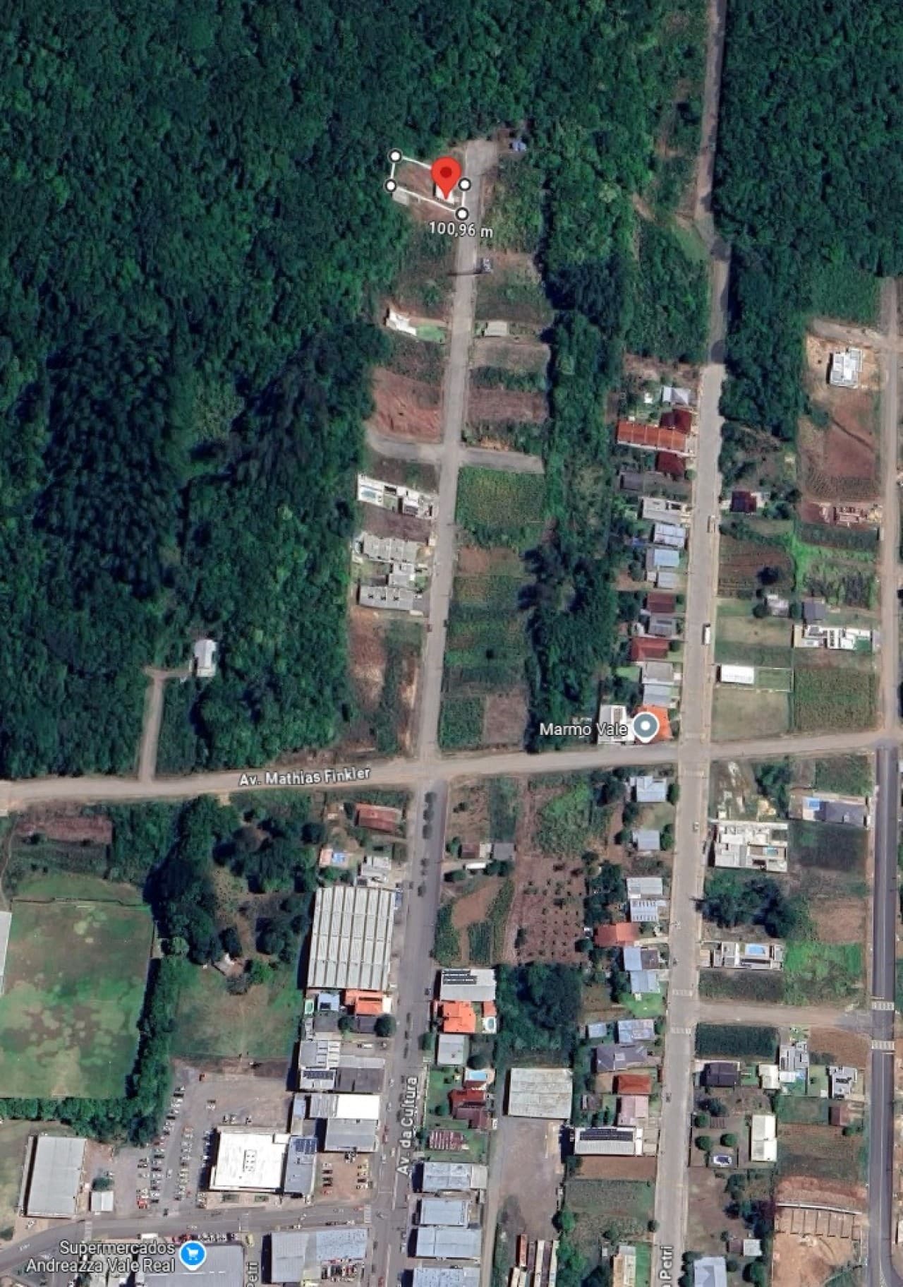 Foto 1 de 2: Terreno em leilão em Vale Real - RS — TERRENO DE 550,71m² E UMA CONSTRUÇÃO DE ALNVENARIA DE 30m² NO LOTEAMENTO ALTOS DO VALE NO VALE REAL
