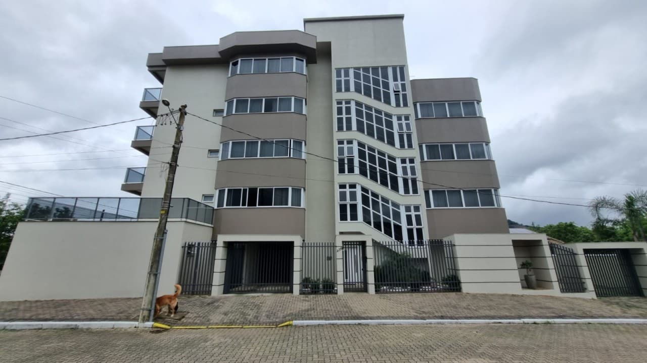 Comercial em leilão em Feliz - RS — BOX N° 8 DO CONDOMINIO RESIDENCIAL E COMERCIAL HAPPY NA CIDADE FELIZ