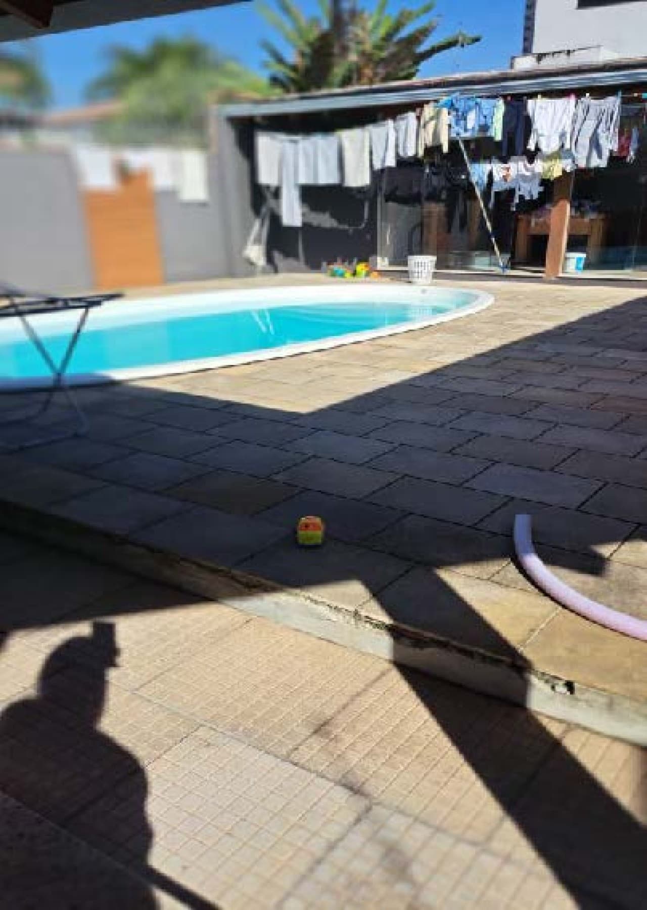 Foto 9 de 13: Casa em leilão em Campo Bom - RS — CASA COM ÁREA DE 77.52m² E TELHEIRO DE 15.75m² SOBRE TERRENO DE 427.27m² NA CIDADE DE CAMPO BOM