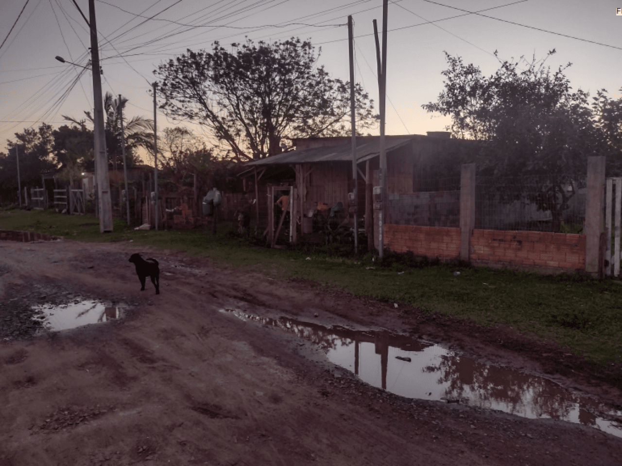 Foto 1 de 3: Terreno em leilão em Canoas - RS — TERRENO URBANO COM 300M² EM CAPÃO NOVO — CAPÃO DA CANOA/RS