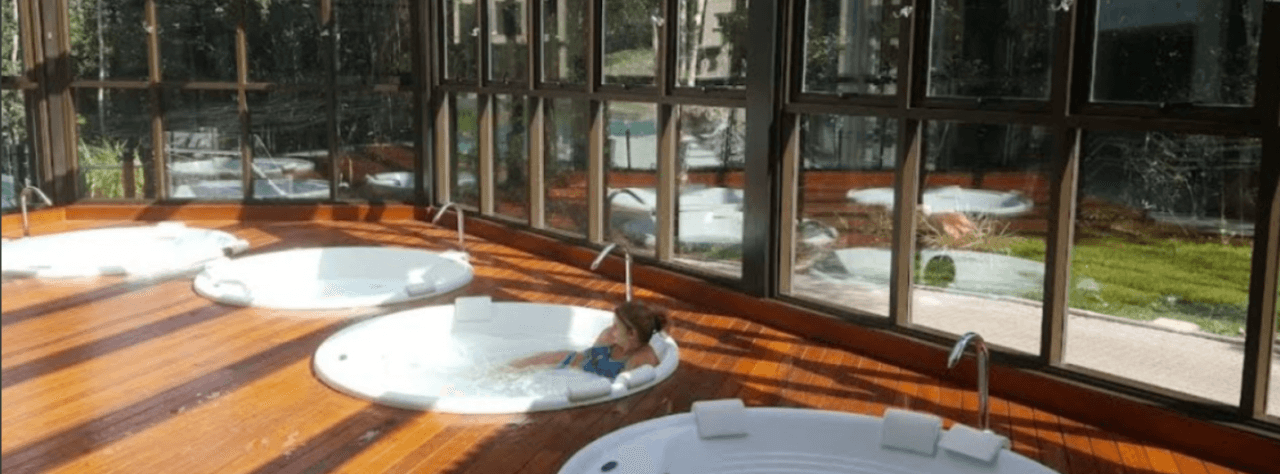 Foto 4 de 6: Apartamento em leilão em Gramado - RS, bairro Carazal — COTA 3 DA UNIDADE AUTÔNOMA 116 DO BLOCO E, CLASSIC DIAMANTE PRIORIDADE “I” DO GTR HOTÉIS E RESORT (GRAMADO TERMAS RESORT E SPA)