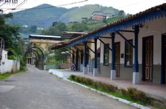 Area Rural em leilão em Nova Friburgo - RJ — FAZENDA DOS MIGUEIS, EM RIOGRANDINA - NOVA FRIBURGO / RJ. As certidões do imóvel estão sendo extraídas, assim como sua fiel localização. IMAGENS ILUSTRATIVAS.