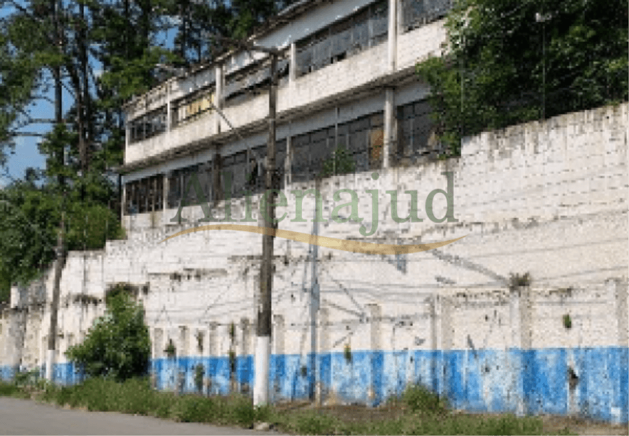 Foto 3 de 7: Comercial em leilão em Embu Das Artes - SP — Prédio c/ área construída de 2.123,50m² situado na Estrada das Veredas Prédio c/ área construída de 2.123,50m² situado na Estrada das Veredas