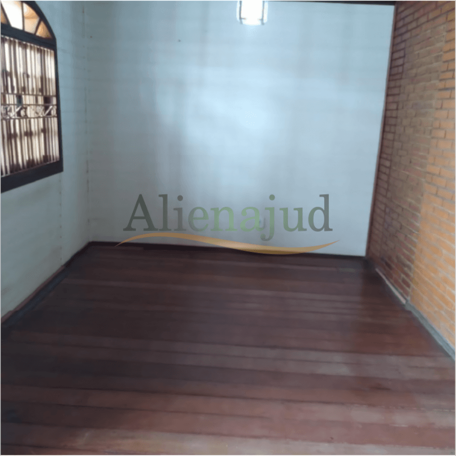 Foto 15 de 15: Comercial em leilão em Jaguariúna - SP — Prédio residencial c/ área de 250m² situado à Rua João Pires Germano Imóveis em Jaguariúna/SP