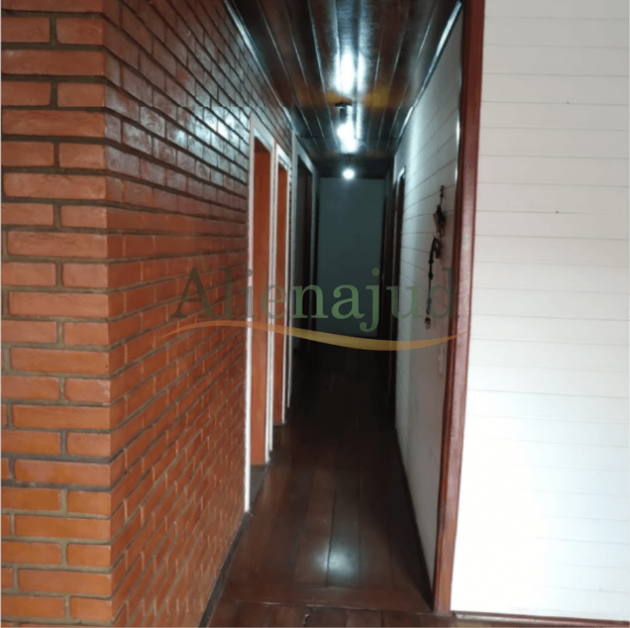 Foto 5 de 15: Comercial em leilão em Jaguariúna - SP — Prédio residencial c/ área de 250m² situado à Rua João Pires Germano Imóveis em Jaguariúna/SP