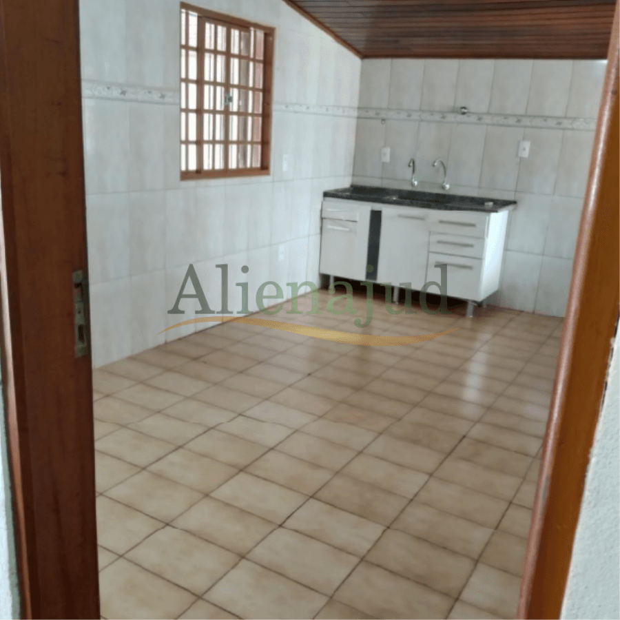 Foto 8 de 15: Comercial em leilão em Jaguariúna - SP — Prédio residencial c/ área de 250m² situado à Rua João Pires Germano Imóveis em Jaguariúna/SP