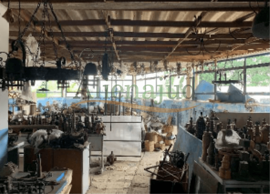 Foto 6 de 7: Comercial em leilão em Embu Das Artes - SP — Prédio c/ área construída de 2.123,50m² situado na Estrada das Veredas Prédio c/ área construída de 2.123,50m² situado na Estrada das Veredas