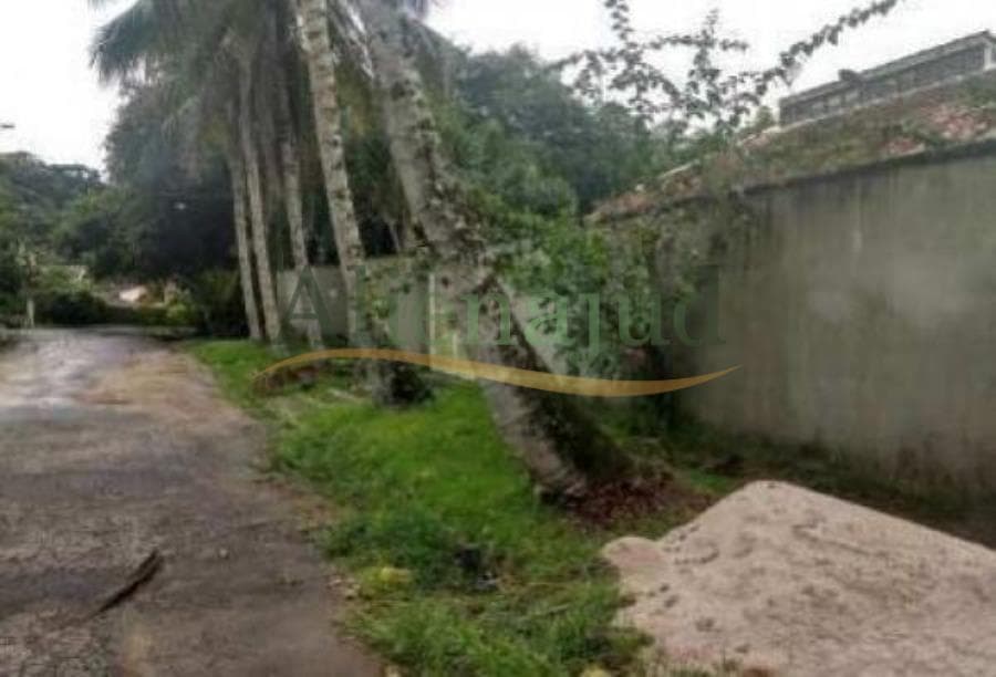 Foto 11 de 14: Casa em leilão em São Sebastião - SP — DIREITOS - Casa no Condomínio LA RESERVE DU MOULIN em São Sebastião DIREITOS - Casa no Condomínio