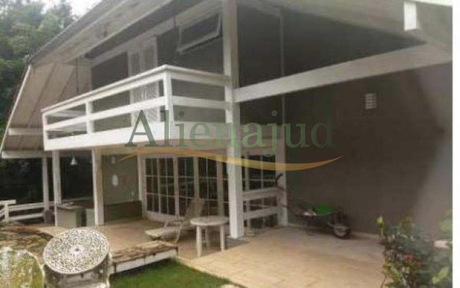 Foto 5 de 14: Casa em leilão em São Sebastião - SP — DIREITOS - Casa no Condomínio LA RESERVE DU MOULIN em São Sebastião DIREITOS - Casa no Condomínio