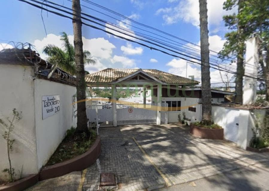 Casa em leilão em Cotia - SP, bairro Taboleiro Verde — Casa no Cond. Resid. Portal das Araucárias em Cotia/SP Casa no Cond. Resid. Portal das Araucárias em Cotia/SP
