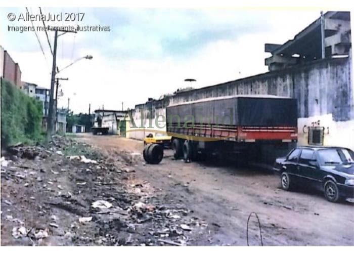 Foto 1 de 6: Terreno em leilão em São Vicente - SP — Terreno de 772,20m² em São Vicente Terrenos de 772,20m² e 2.817,70 m² em São Vicente