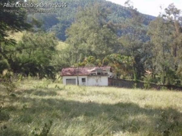Foto 1 de 3: Area Rural em leilão em Cantagalo - RJ — Lote 001 - Área Rural - Cantagalo/RJ