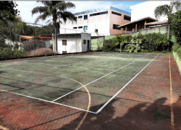 Foto 17 de 22: Terreno em leilão em Cotia - SP — Lote 01 - Rua Capri, 454