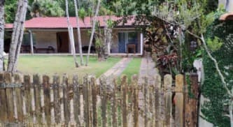 Foto 1 de 2: Casa em leilão em Angra Dos Reis - RJ — Casa em Angra, no Loteamento Sitio Bom, com 201 m2, 4 quartos e piscina