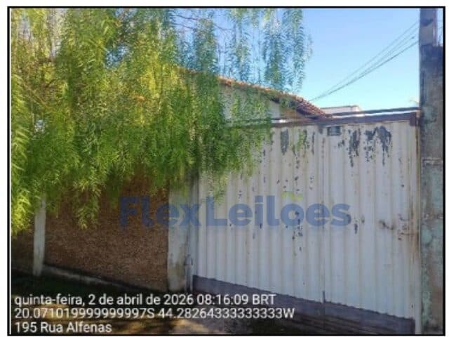Casa em leilão em Igarapé - MG — CASA - RESPLENDER  - IGARAPE/MG
