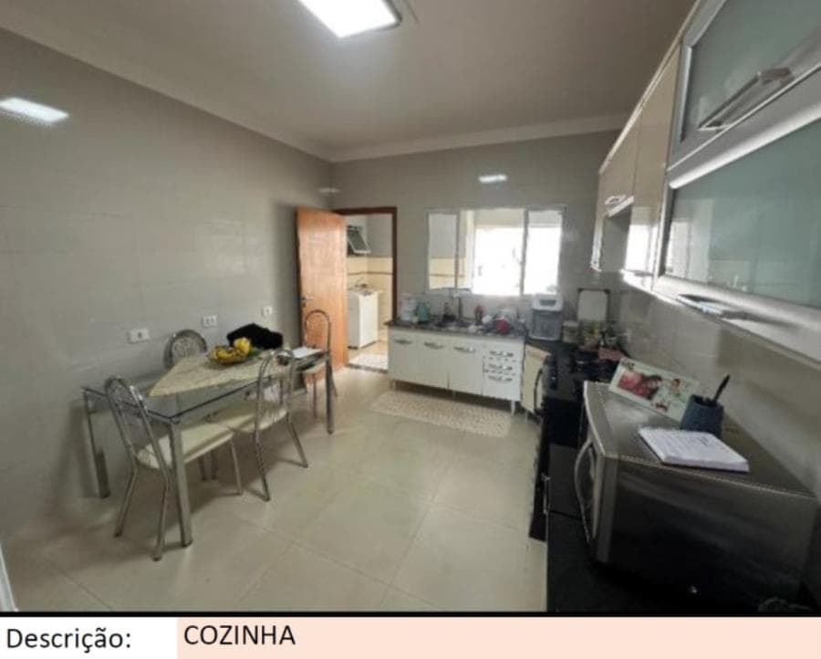 Foto 4 de 18: Casa em leilão em Arapongas - PR, bairro Jardim Petrópolis — Arapongas/PR - Jardim Petrópolis - Casa com 129m² Leilão Banco Inter