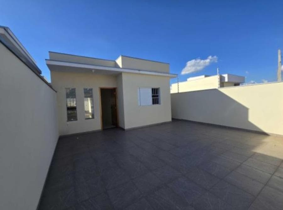 Foto 3 de 18: Casa em leilão em Sorocaba - SP, bairro Piragibu — Sorocaba/SP - Parque Jardim Nathália - Casa com 66m² Leilão Banco Inter