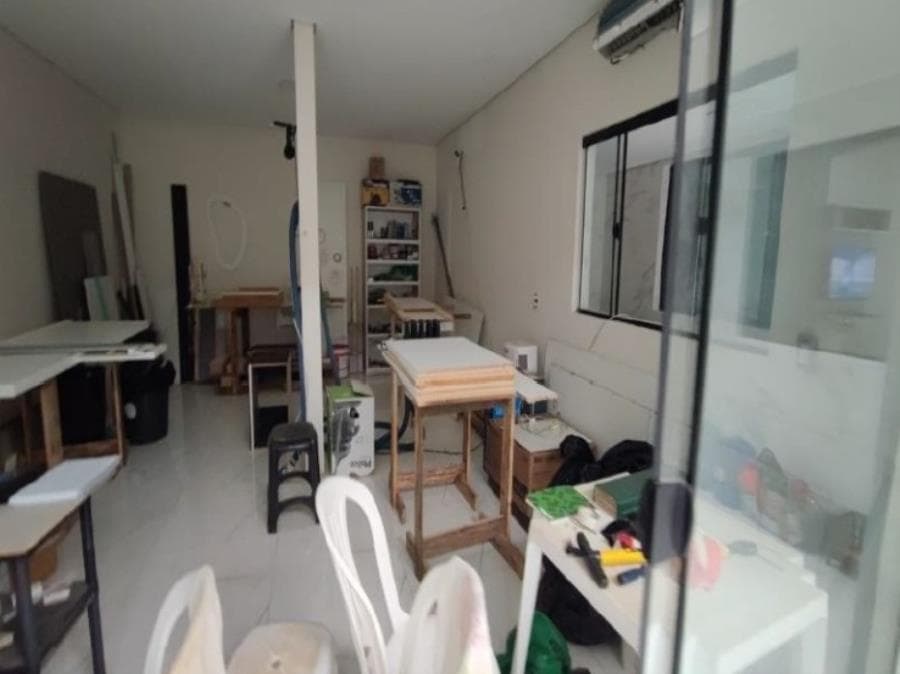 Foto 36 de 41: Casa em leilão em Itajaí - SC, bairro Santa Regina — Itajaí/SC – Espinheiros – Casa com 382m² Leilão Banco Inter