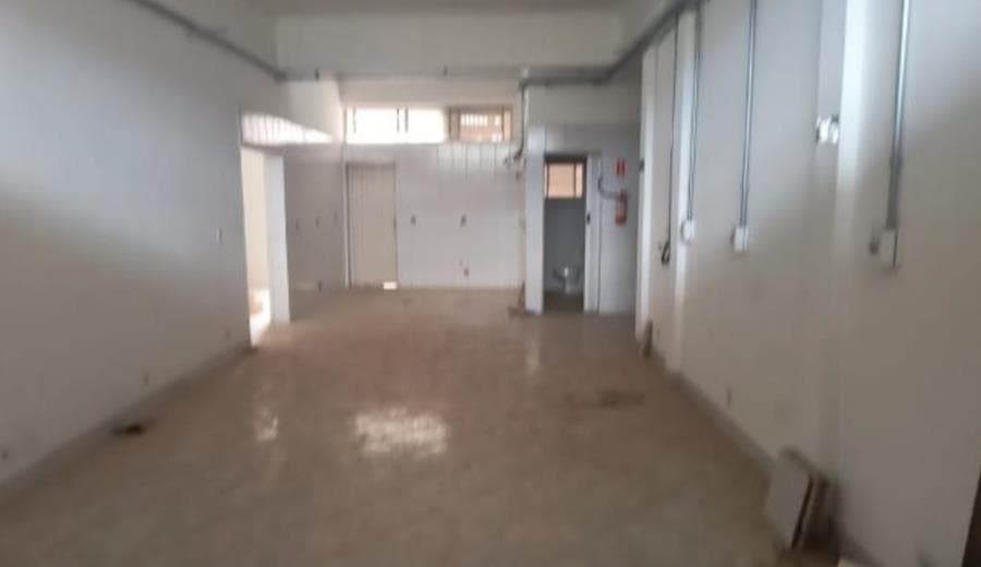 Foto 16 de 26: Comercial em leilão em Indaiatuba - SP, bairro Jardim Santa Rita — Indaiatuba/SP - Jardim Santa Rita – Imóvel residencial e comercial 399m² Leilão Banco Inter