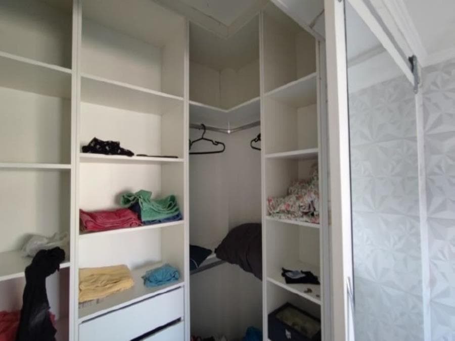 Foto 26 de 41: Casa em leilão em Itajaí - SC, bairro Santa Regina — Itajaí/SC – Espinheiros – Casa com 382m² Leilão Banco Inter