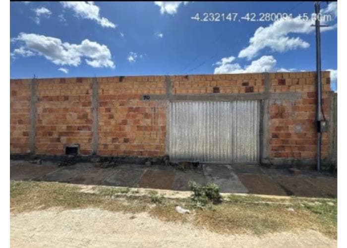 Casa em leilão em Barras - PI — BARRAS/PI - CENTRO - Casa com 60m² Leilão Caixa Econômica