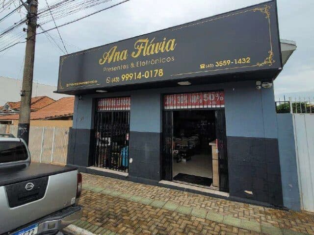 Foto 2 de 2: Comercial em leilão em Joaquim Távora - PR — FRACAO EQUIVALENTE A 25% DO IMOVEL DE SEGUINTE DESCRICAO: 01 PREDIO COMERCIAL EM ALVENARIA, COM AREA CONSTRUIDA 128,00M2