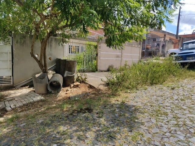 Foto 8 de 8: Casa em leilão em Ponta Grossa - PR, bairro Jardim Carvalho — FRACAO IDEAL DE 10% DO IMOVEL URBANO: LOTE DE TERRENO N° 371/A, DA QUADRA N° 33 (TRINTA E TRES), DE FORMA RETANGULAR,