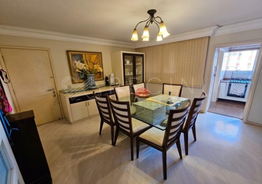 Foto 3 de 7: Apartamento em leilão em Curitiba - PR, bairro Bigorrilho — APTO N° 801 - EDIFÍCIO TUCURUÍ Curitiba/PR