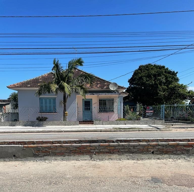 Comercial em leilão em Tapes - RS — Imóvel A Parte Ideal De 25% Do Imóvel, Situado Na Avenida Assis Brasil, Nº 1.429, Bairro Centro, Tapes/rs