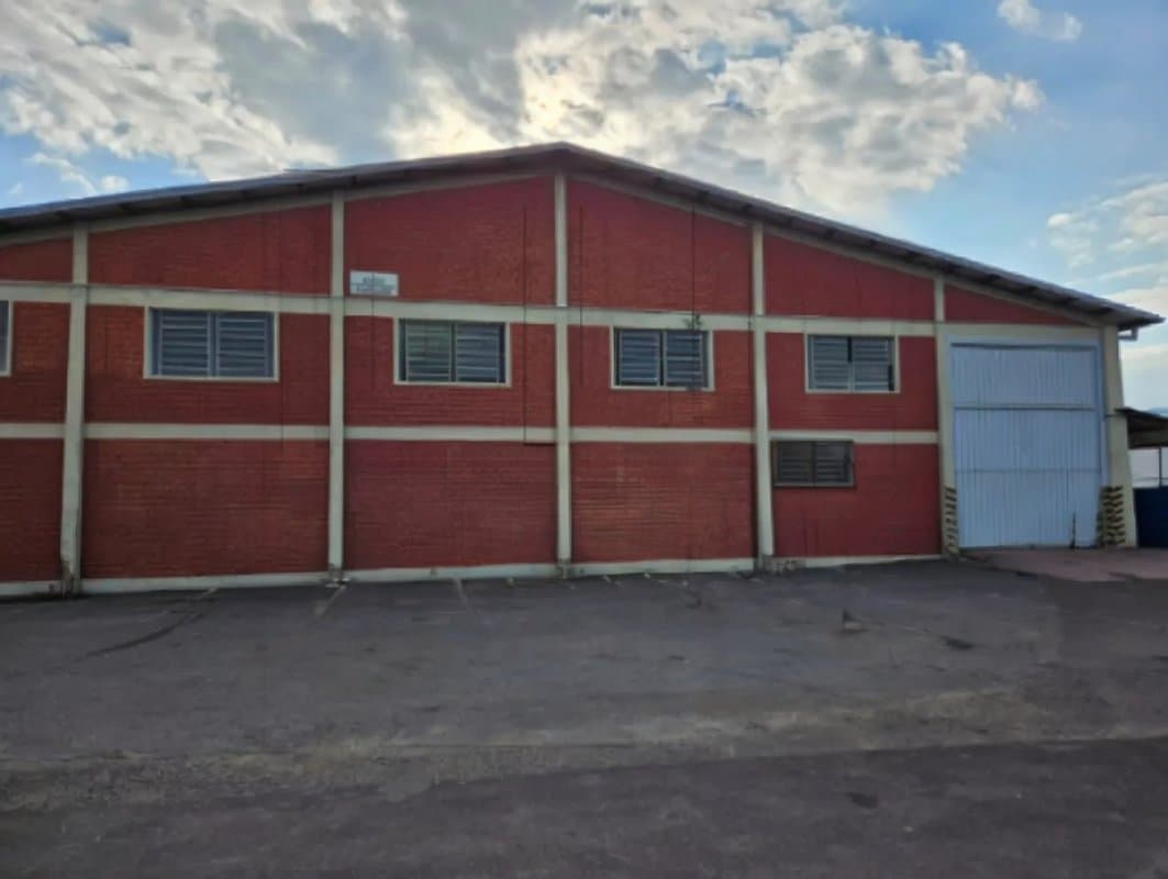 Foto 1 de 5: Comercial em leilão em Campo Bom - RS, bairro V — Complexo Industrial Em Campo Bom-rs