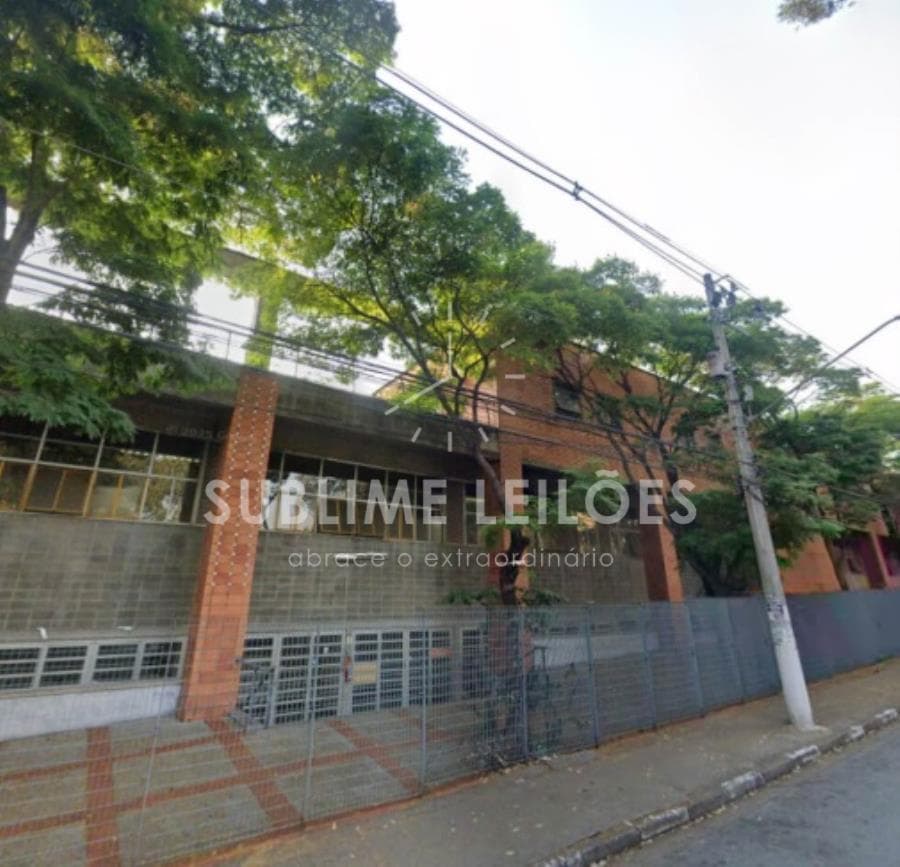 Foto 3 de 3: Terreno em leilão em Osasco - SP, bairro Continental — Terreno de 40.453m² | Constr. de 40.187m² Prédio em Osasco