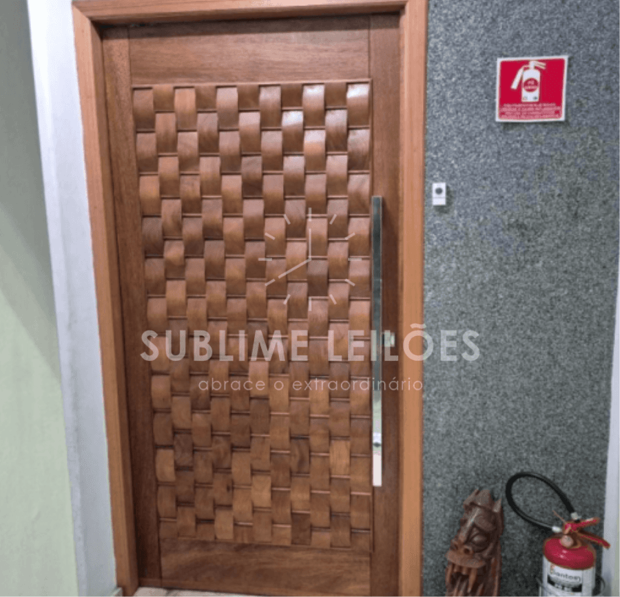 Foto 9 de 12: Comercial em leilão em São Paulo - SP — 118m² útil | Benfeitorias Conjunto comercial na Liberdade