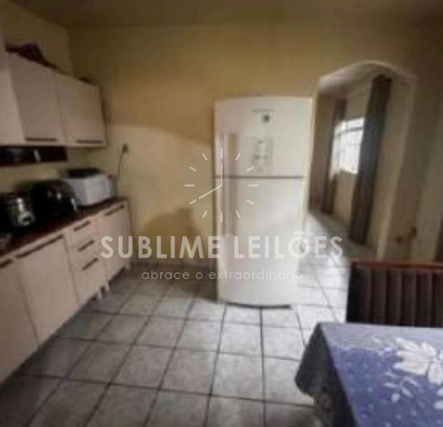 Foto 31 de 32: Terreno em leilão em Cubatão - SP, bairro Parque Fernando Jorge — Terreno de 374m² | Benfeitorias 4 Casas em Cubatão