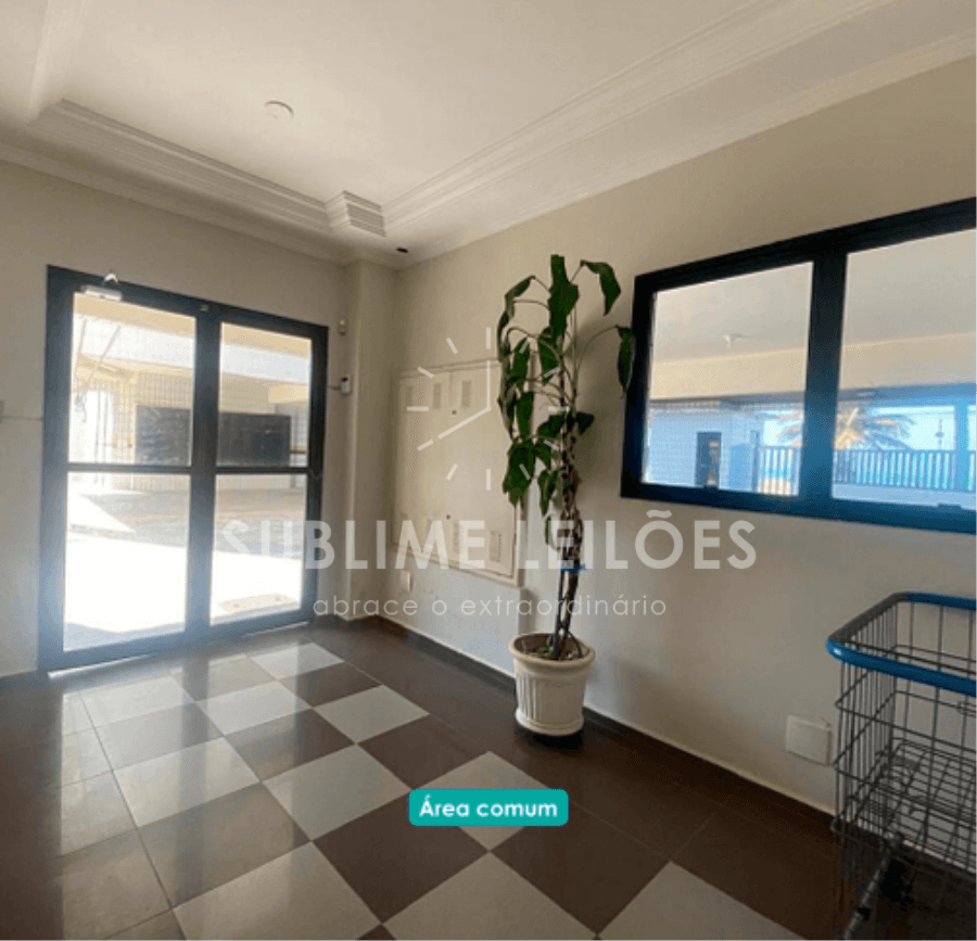 Foto 11 de 21: Apartamento em leilão em Mongaguá - SP — Suíte | 2 vagas | Útil de 55m² Apartamento em Mongaguá