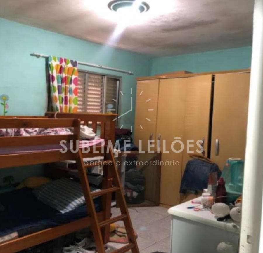 Foto 1 de 19: Casa em leilão em Santo André - SP, bairro Vila Luzita — Terreno de 230m² | Constr. de 172m² Sobrado em Santo André