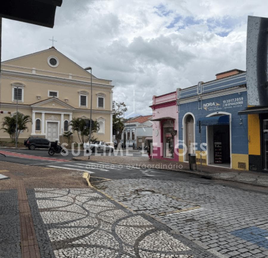 Foto 5 de 8: Comercial em leilão em Amparo - SP, bairro Centro — Terreno de 183m² | Benfeitoria Prédio residencial e comercial em Amparo