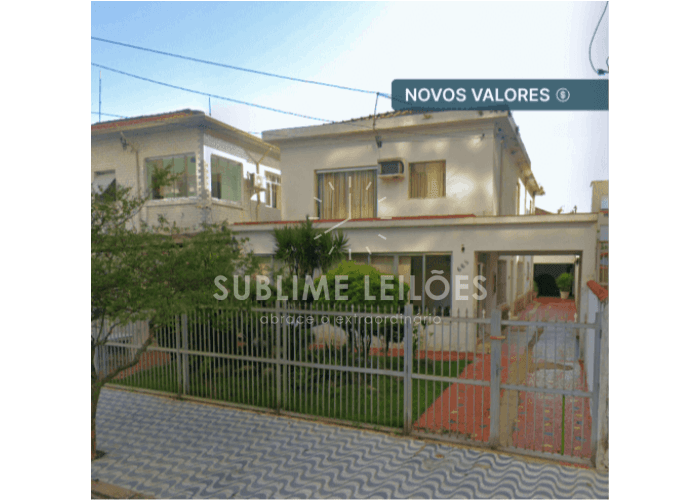 Terreno em leilão em São Vicente - SP — 3 dormitórios | Vaga | 368m² de Terreno Sobrado em São Vicente