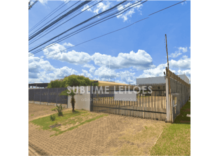 Terreno em leilão em Brasília - DF — Terreno de 2.106m² | Constr. de 1.045m² Prédio comercial em Brasilia
