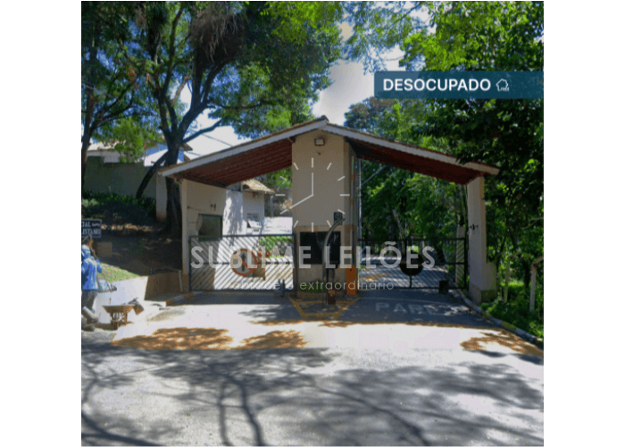 Terreno em leilão em Cotia - SP — Terreno de 360m² Área em Cotia - Cond. fechado
